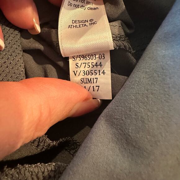 Athleta Gray Modern Metro Midtown Skort Tennis Running Hiking Size 0 - Picture 10 of 10